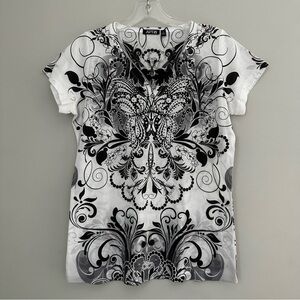 Apt. 9 Butterfly bejeweled Black and White patterned short sleeve shirt